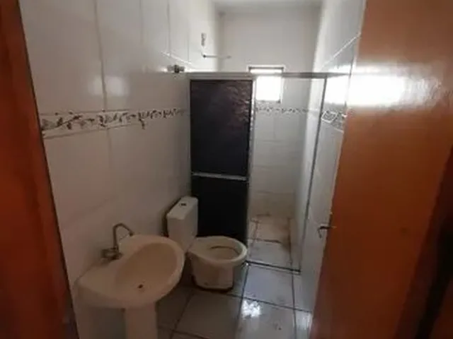 Imagem 3: Casa Aero Rancho, 2 Quartos e Etc com Varanda Garagem Coberta e Quintal