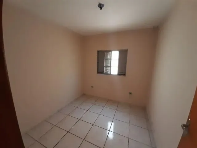Imagem 4: Casa Aero Rancho, 2 Quartos e Etc com Varanda Garagem Coberta e Quintal