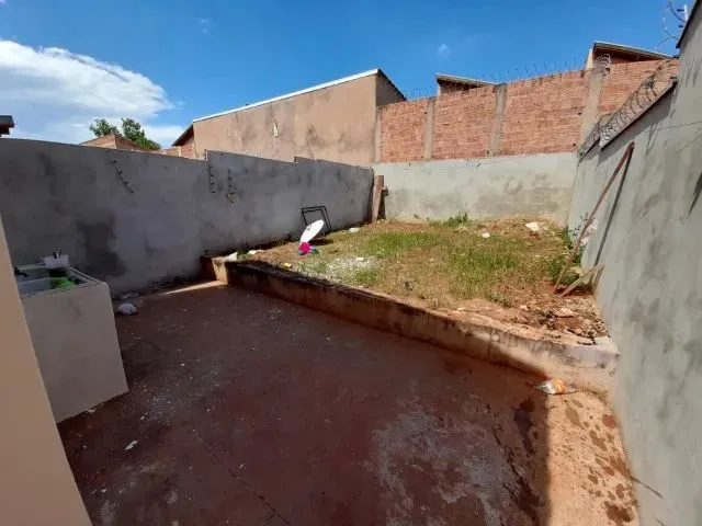 Imagem 7: Casa Aero Rancho, 2 Quartos e Etc com Varanda Garagem Coberta e Quintal