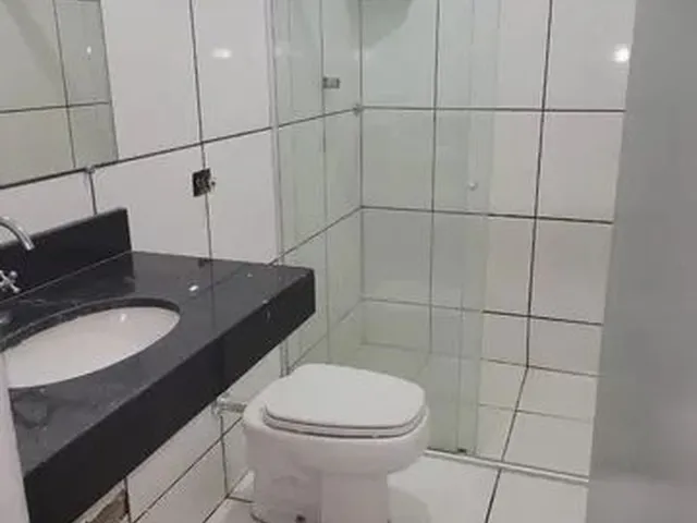 Imagem 4: Casa para Aluguel Possui 300 Metros Quadrados com 4 Quartos em Parque Amazônia