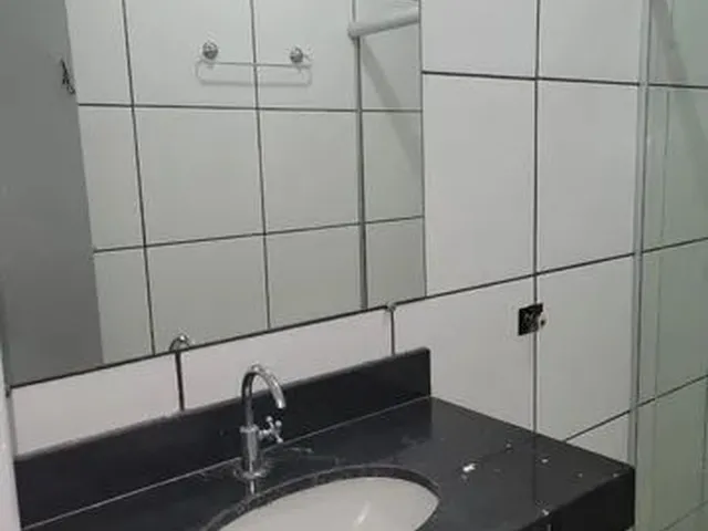 Imagem 8: Casa para Aluguel Possui 300 Metros Quadrados com 4 Quartos em Parque Amazônia