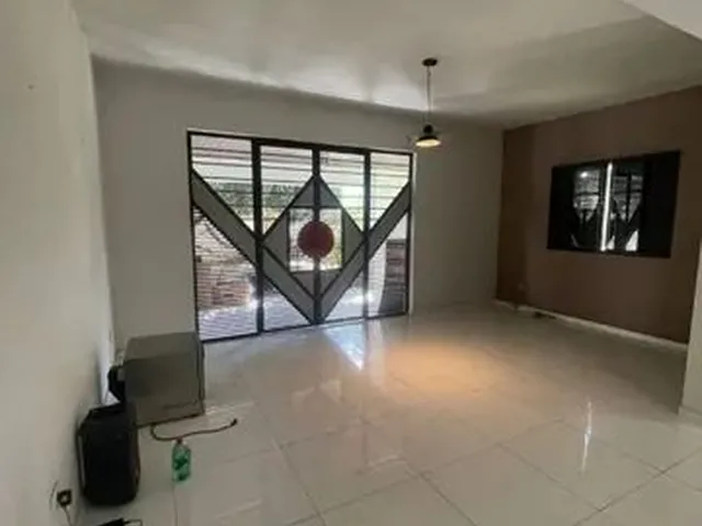 Imagem: Casa para Locação com 5 Quartos 3 Suítes