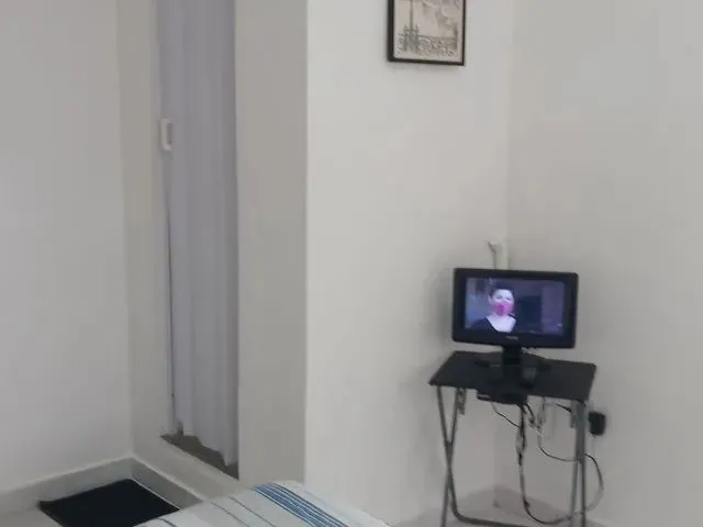 Imagem 5: Alugo Kitnet Mobiliada na Gavea