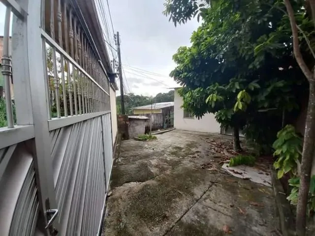 Imagem 1: Casa 3 Quartos no Loteamento Campo Dourado, Bairro da Cidade Nova. Disponível para Venda