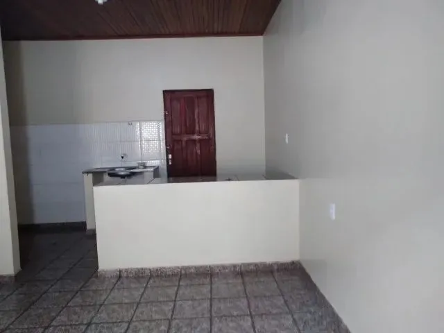Imagem: O apartamento possui 2 Dormitórios e está localizado em