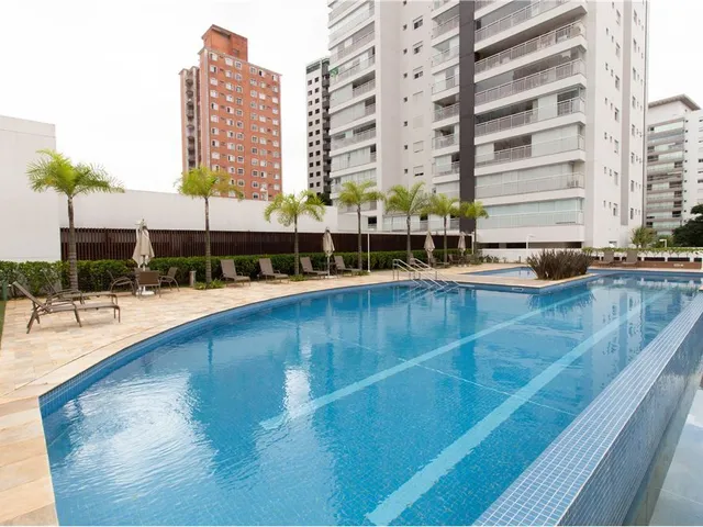 Imagem: O apartamento possui 2 Dormitórios, 2 Suítes, 4