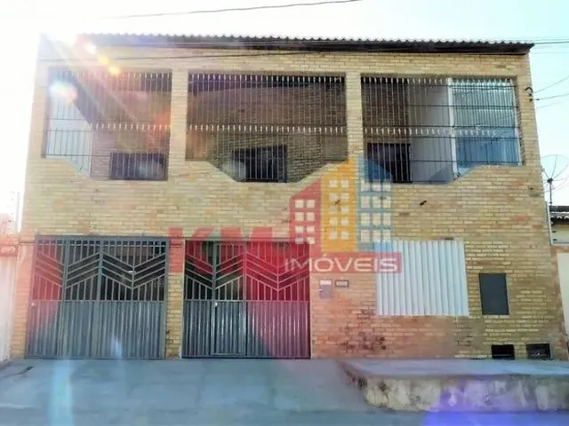Imagem: Locação! Casa com Piscina no Bairro Liberdade