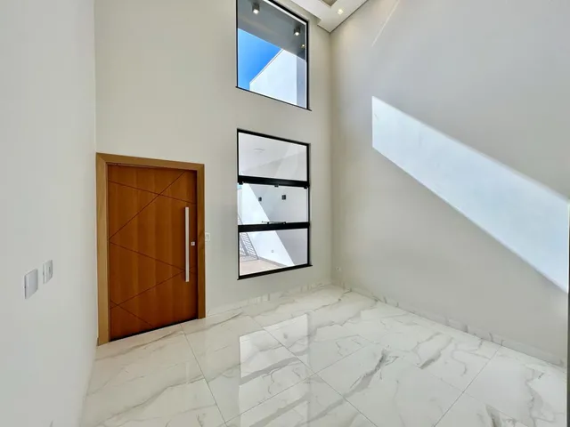 Imagem 5: Charmosa Casa com Spa no Jardim Monte Rei em Maringá