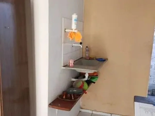 Imagem 5: Quitinete Quarto com aluguel por R$700 /mês