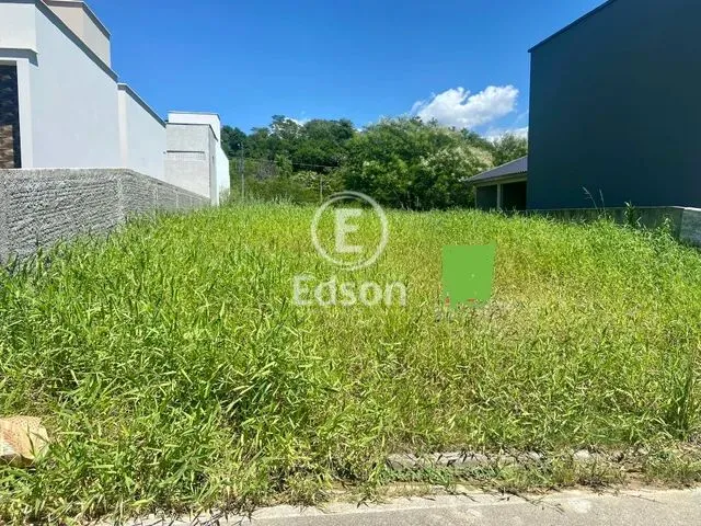 Imagem: Terreno À Venda no Bairro Caminho Novo