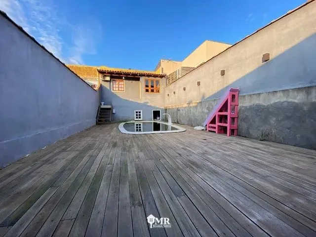 Imagem: Casa com 2 Dormitórios À Venda, 110 M²