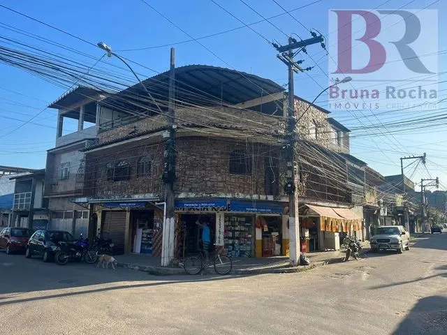 Imagem: Sobrado em Comendador Reis - Magé