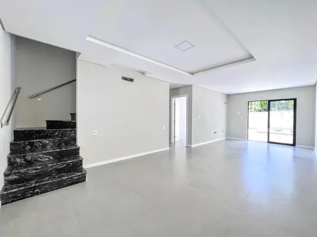Imagem 4: Sobrado À Venda, 3 Quartos, Sendo 3 Suítes, Bairro Chico de Paulo, Jaraguá do Sul/ Sc