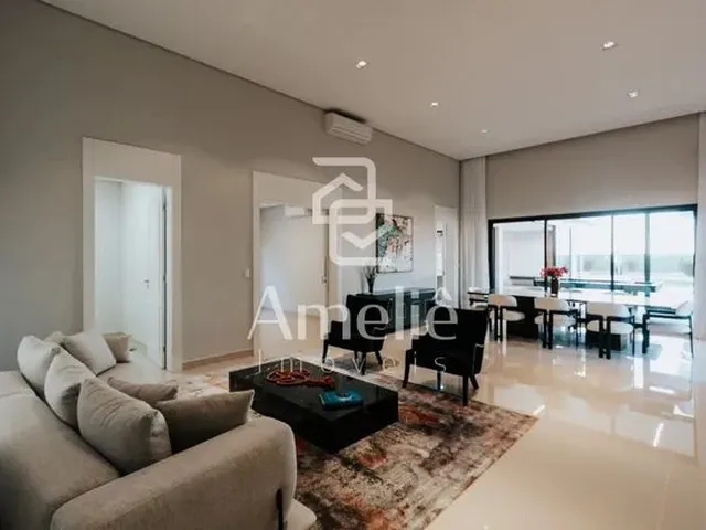 Imagem: Casa Térrea a Venda 04 Suítes, Escritório