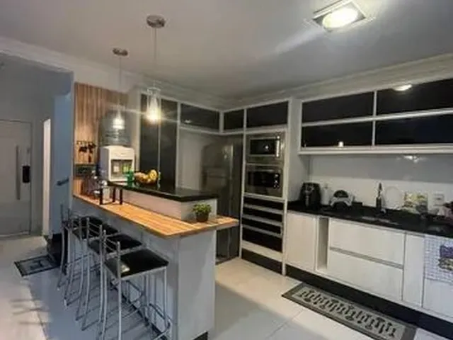 Imagem: Linda Casa Triplex em Balneário Camboriú