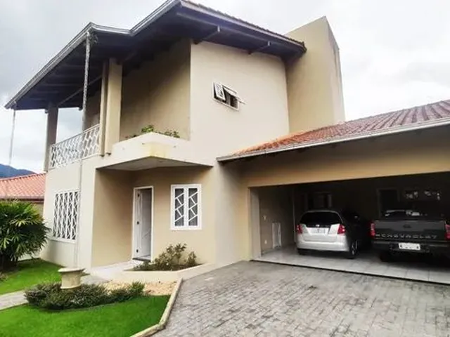 Imagem: Casa À Venda, 4 Quartos, Sendo 1 Suíte