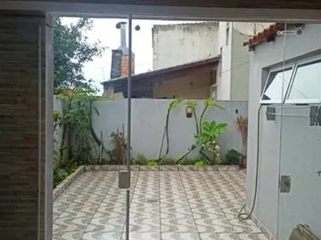 Imagem 3: Casa para Venda, Possui 137 Metros Quadrados com 3 Quartos em Roça Grande - Colombo