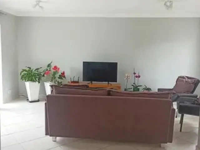 Imagem 5: Casa para Venda, Possui 137 Metros Quadrados com 3 Quartos em Roça Grande - Colombo