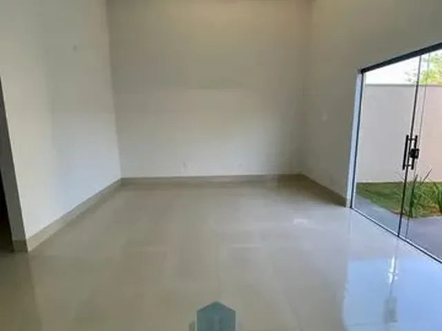 Imagem 9: Térrea para Venda com 156 Metros Quadrados com 3 Quartos em Solange Park II - Goiânia