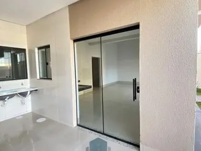 Imagem 2: Térrea para Venda com 156 Metros Quadrados com 3 Quartos em Solange Park II - Goiânia