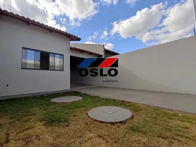 Imagem: Casa com 03 Quartos Sendo 01 Suíte, Garagem