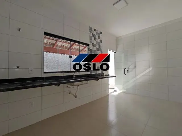 Imagem 12: Casa com 03 Quartos Sendo 01 Suíte, Garagem para 02 para Carros no Expansul Aparecida De