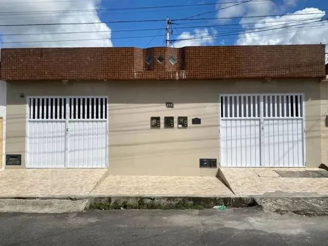Imagem 1: Casa no Bugio Casa com 3 dormitórios