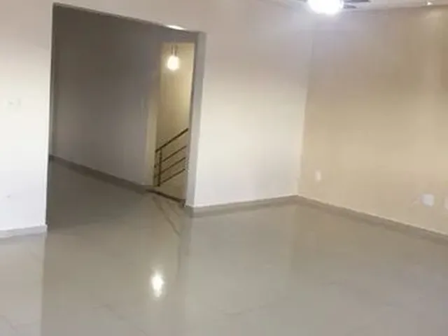 Imagem: Alugo Casa 3/4