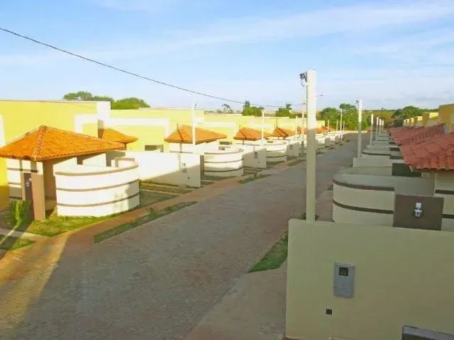 Imagem 4: Casa de Condomínio Térrea para Aluguel Possui 70 Metros Quadrados com 3 Quartos