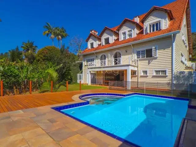 Imagem: Casa no Morumbi com 4 Suítes e 6 Vagas