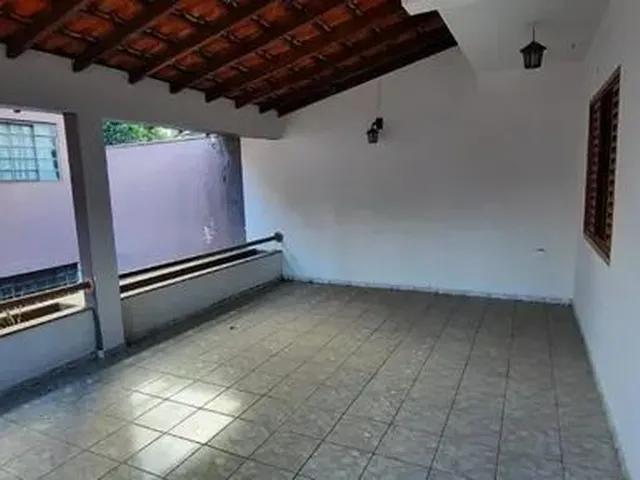Imagem 6: Sobrado com Ótima Localização na Avenida Guedner