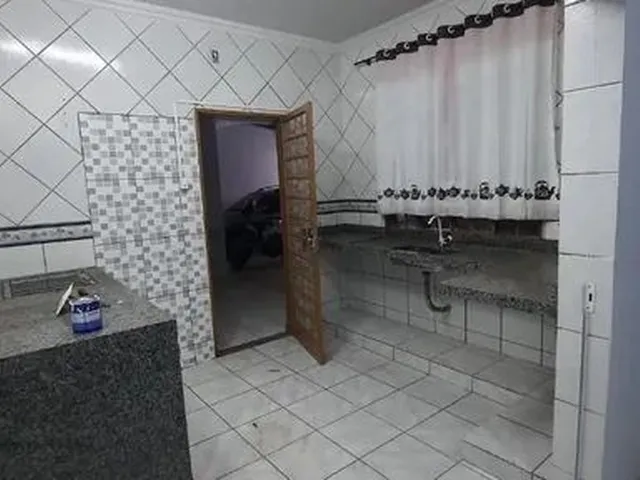 Imagem 9: Sobrado com Ótima Localização na Avenida Guedner