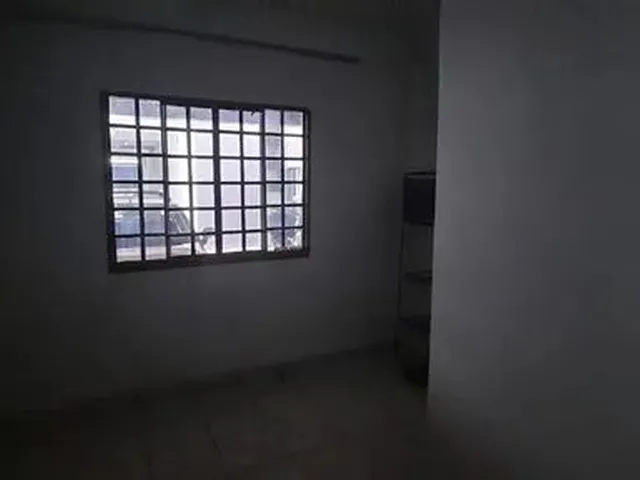 Imagem 2: Sobrado com Ótima Localização na Avenida Guedner