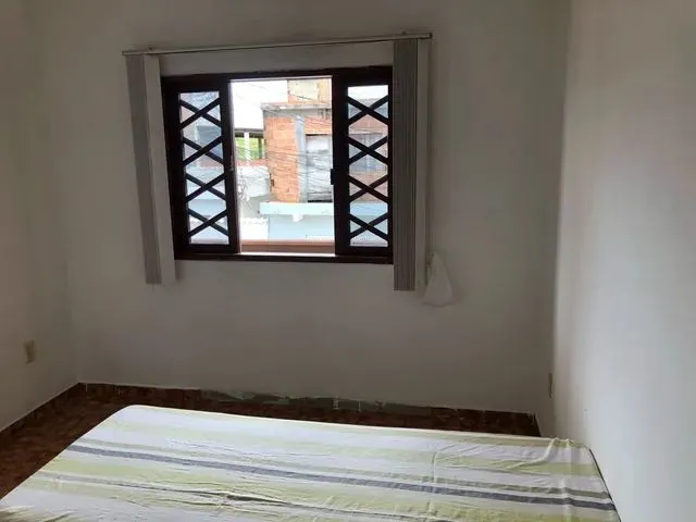 Imagem: O quarto possui Imóvel novo e está localizado em Novo