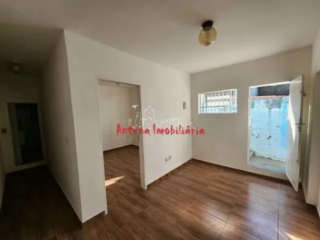 Imagem: Casa com 01 Dormitório em Tanquinho - Cód