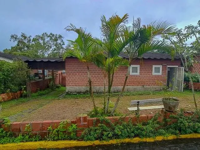 Imagem: Casa Térrea em Condomínio À Poucos Metros