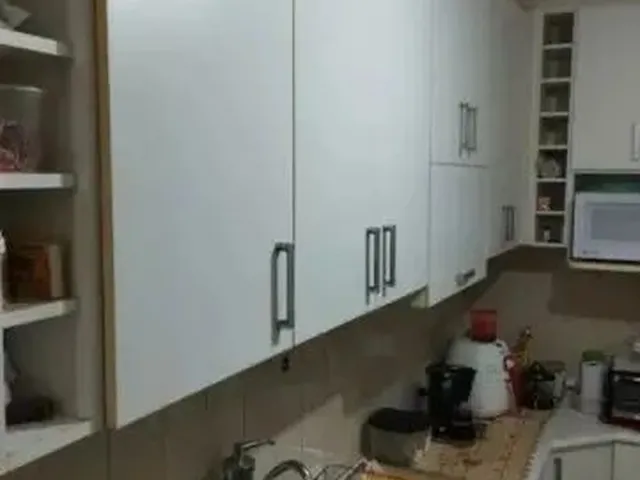 Imagem 2: Oportunidade Única !! Casa em Rua Pública