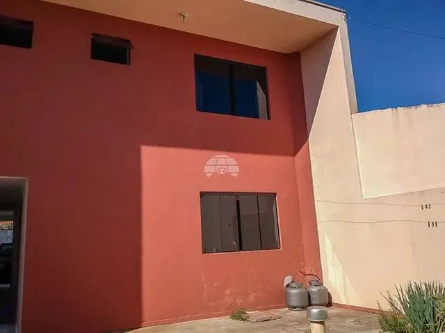Imagem 2: Sobrado para Venda Tem 184 M² com 3 Quartos em Emiliano Perneta - Pinhais - Pr