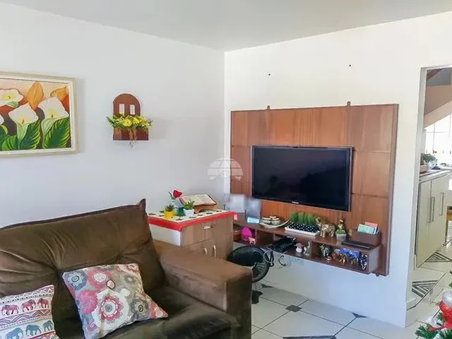Imagem 7: Sobrado para Venda Tem 184 M² com 3 Quartos em Emiliano Perneta - Pinhais - Pr