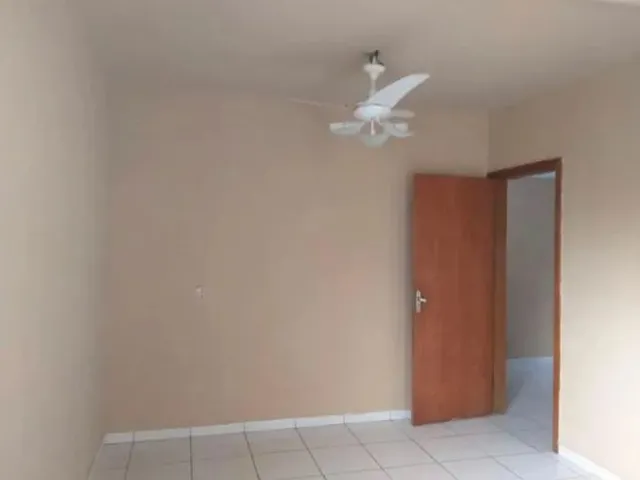 Imagem: Recanto dos Passaros Av Movimentada para