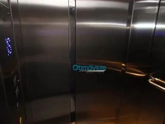 Imagem 10: Apartamento com 3 Dormitórios À Venda, 83 M² por R$ 350.000,00 - Centro - Curitiba/Pr