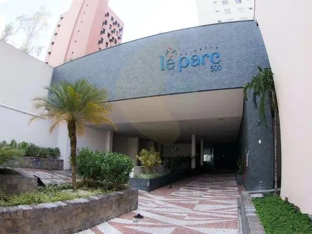 Imagem: O apartamento possui 3 Dormitórios, 1 Suíte, 3 Banheiros,