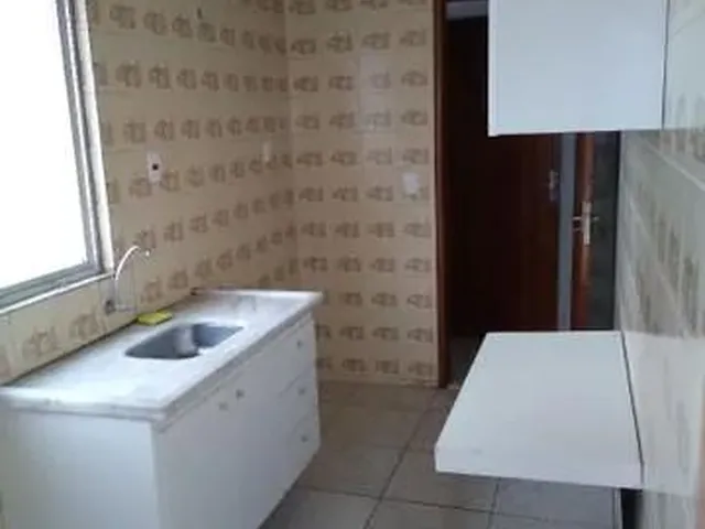 Imagem 9: Apartamento para Locação em Uberlândia, Centro, 2 Dormitórios, 1 Banheiro, 1 Vaga