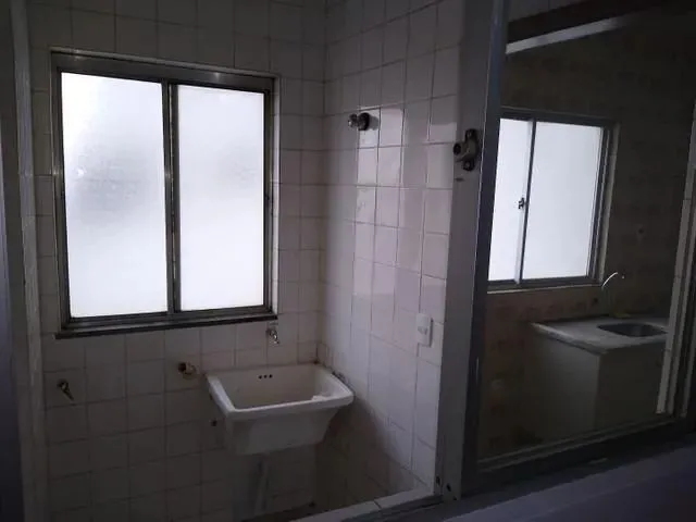 Imagem 7: Apartamento para Locação em Uberlândia, Centro, 2 Dormitórios, 1 Banheiro, 1 Vaga