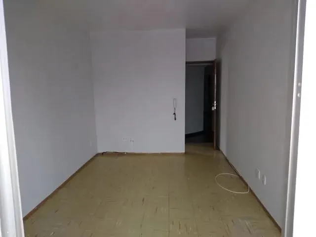 Imagem 6: Apartamento para Locação em Uberlândia, Centro, 2 Dormitórios, 1 Banheiro, 1 Vaga