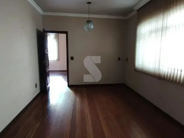 Imagem: Casa para Aluguel, 5 Quartos, 2 Suítes