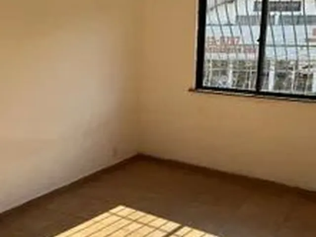 Imagem 6: Sobrado com Área Externa e Salão Anexo