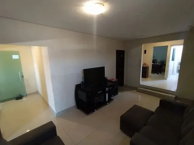 Imagem: Casa de 3 Quartos, 1 Suíte, Varanda, 1