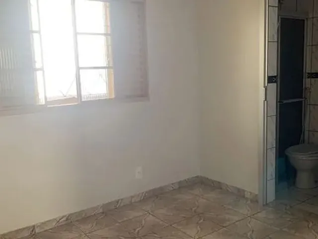 Imagem 3: Casa de 03 Quartos Sendo 1 Suíte na Qe 44 - Guará Ii, Brasília