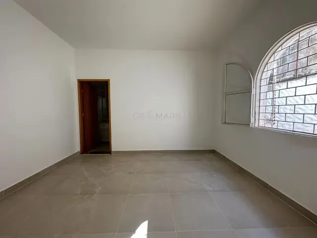 Imagem 3: Londrina - Casa Padrão - Quebec